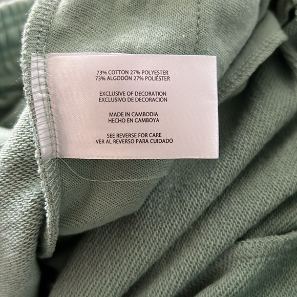 GAP Granite Green FT 7” Shorts - Picture 6 of 8